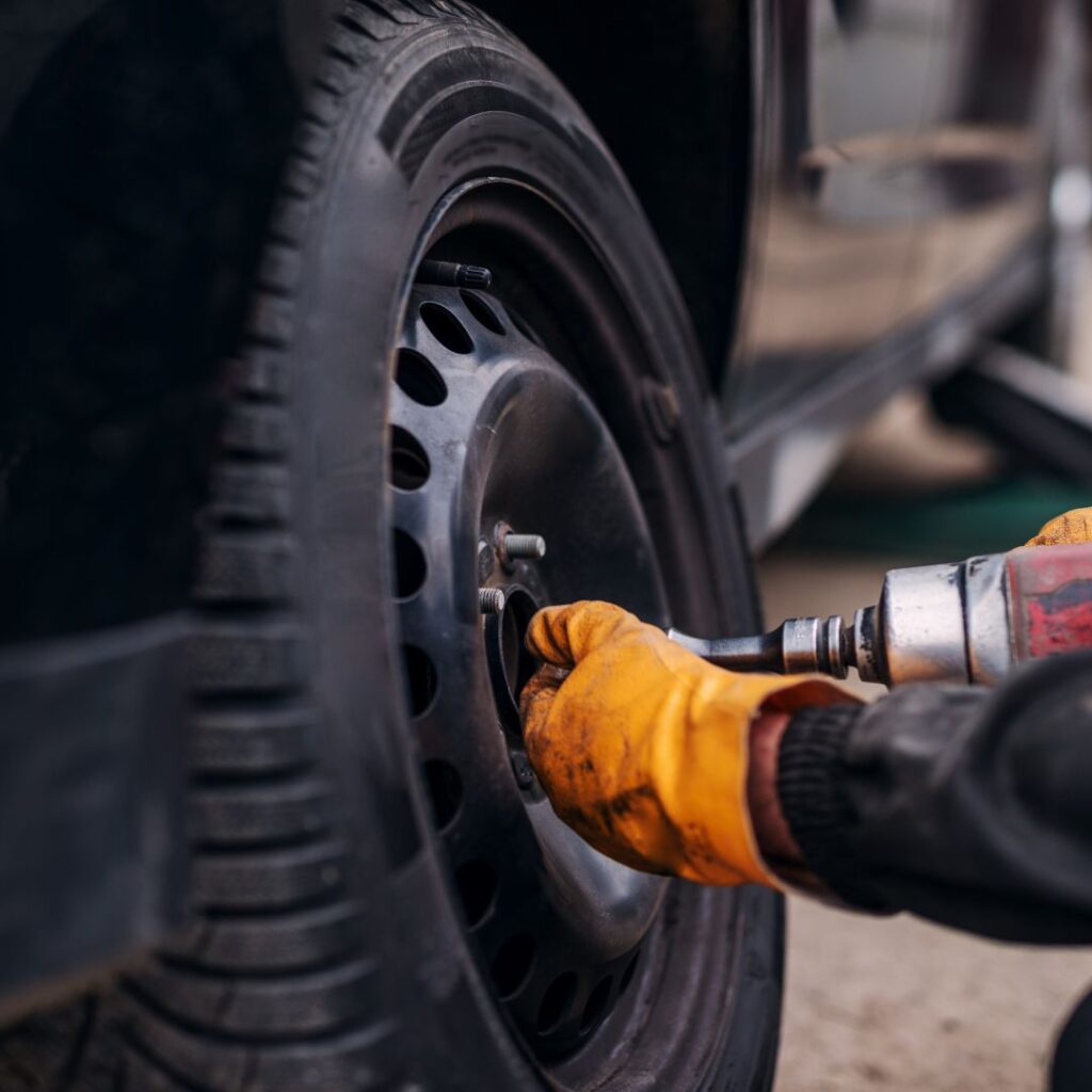 What to Do if Your Car Breaks Down on the Highway