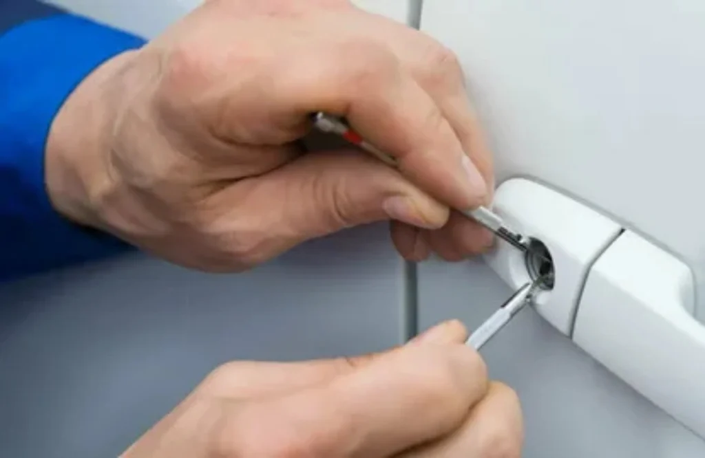 Ultimate Guide to Emergency Car Lockout Solutions